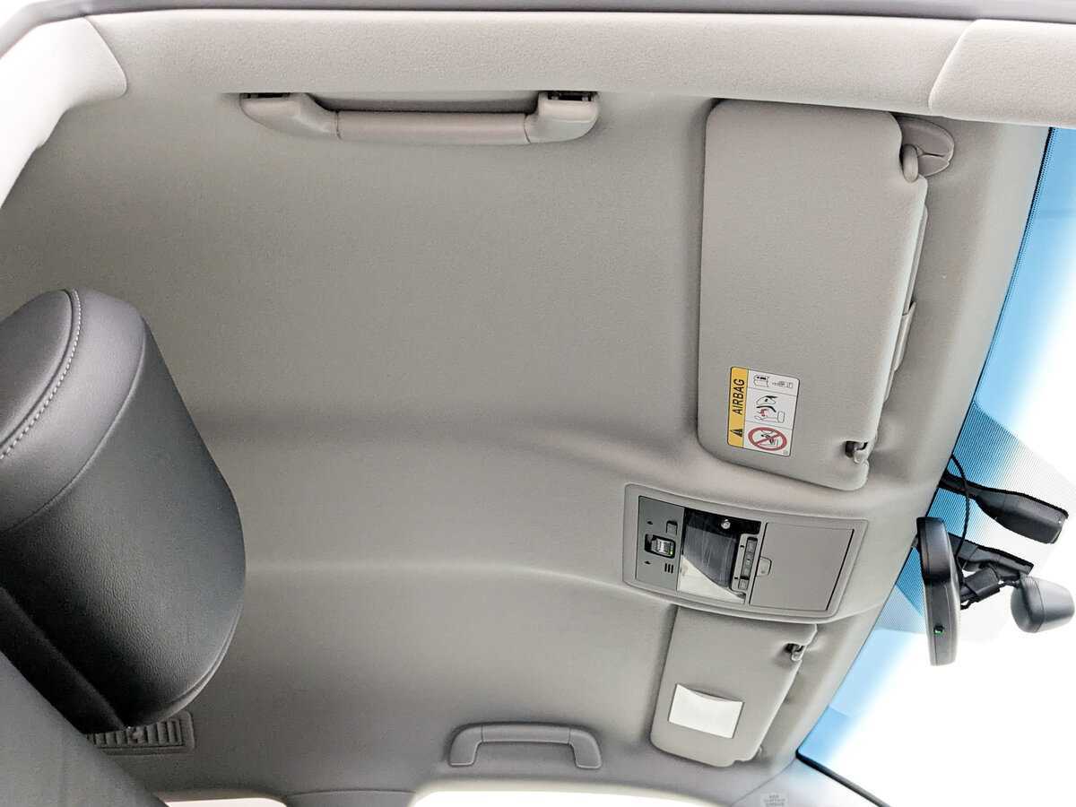 Б/У Тойота Лэнд Крузер 2020 года. Фото: #22