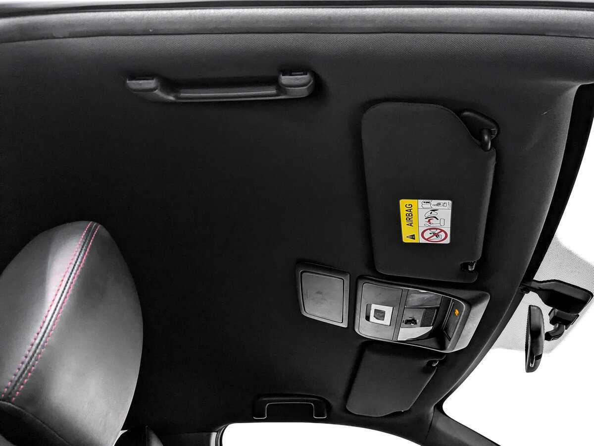 Б/У Митсубиши Оутлэндер 2021 года. Фото: #20