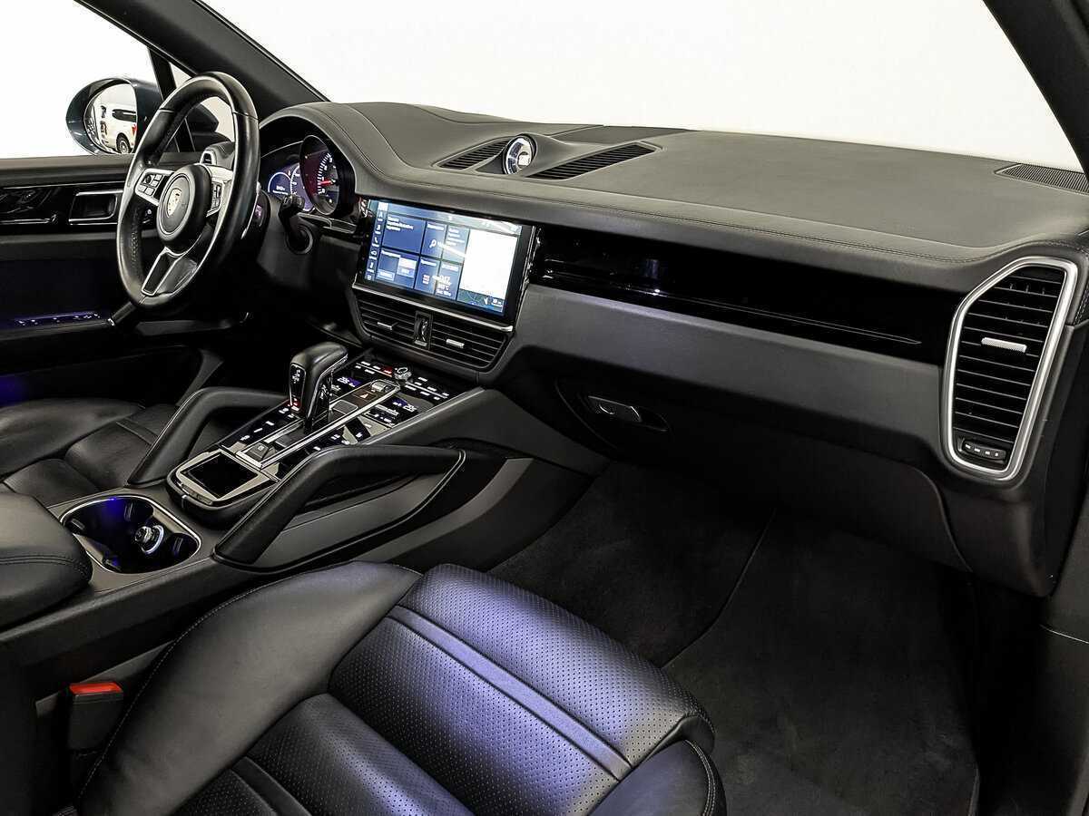 Б/У Порш Кайен 2019 года. Фото: #10