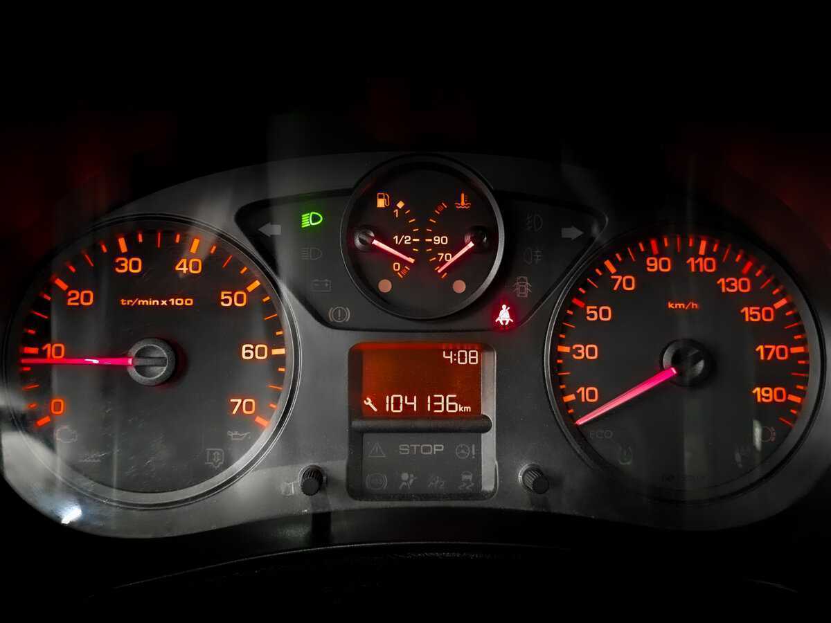 Б/У Ситроен Берлинго 2014 года. Фото: #12