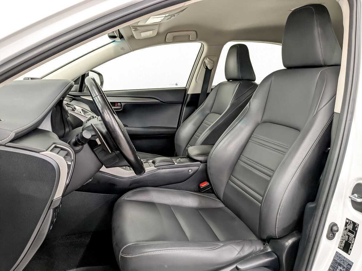 Б/У Лексус Н-Икс 2021 года. Фото: #19