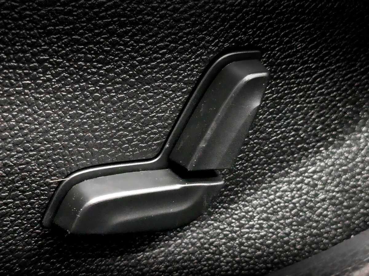 Б/У Мерседес-Бенц Ц-Класс 2012 года. Фото: #16