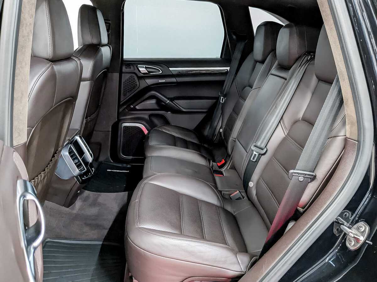 Б/У Порш Кайен 2012 года. Фото: #11