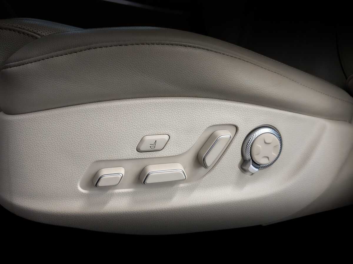 Б/У Генезис ГВ80 2021 года. Фото: #19