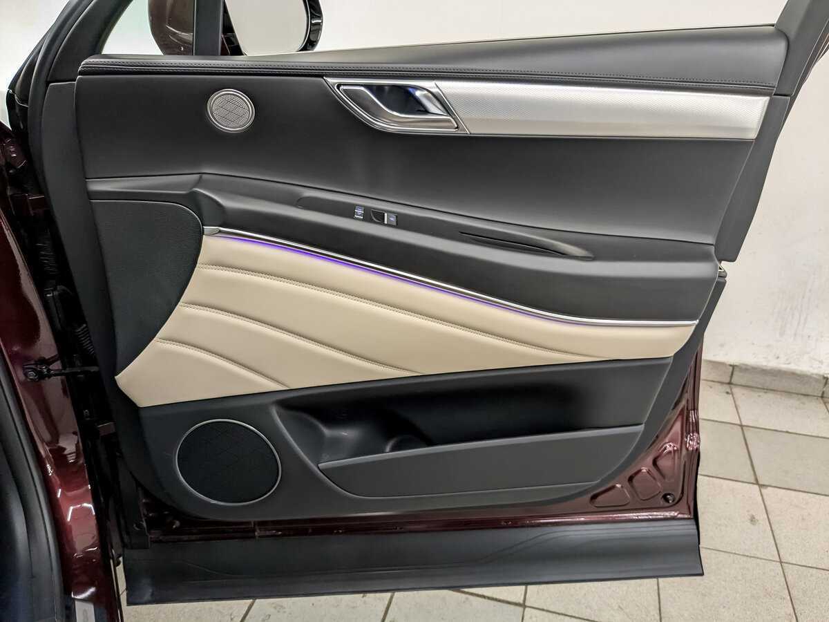 Б/У Генезис ГВ80 2021 года. Фото: #24