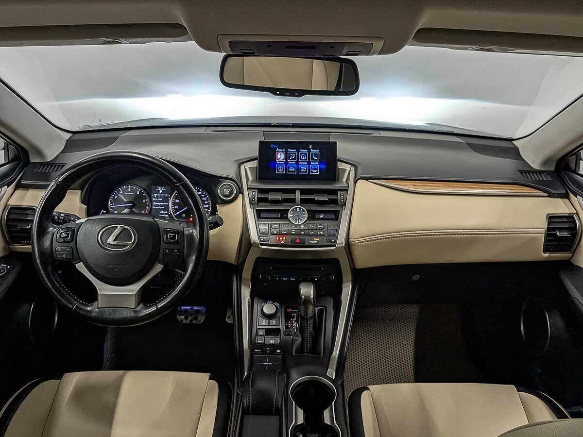 Б/У Лексус Н-Икс 2016 года. Фото: #13