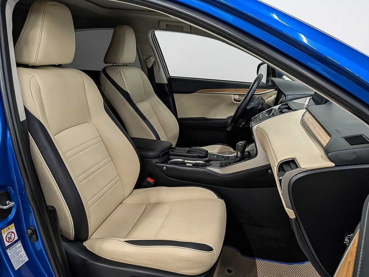 Б/У Лексус Н-Икс 2016 года. Фото: #23