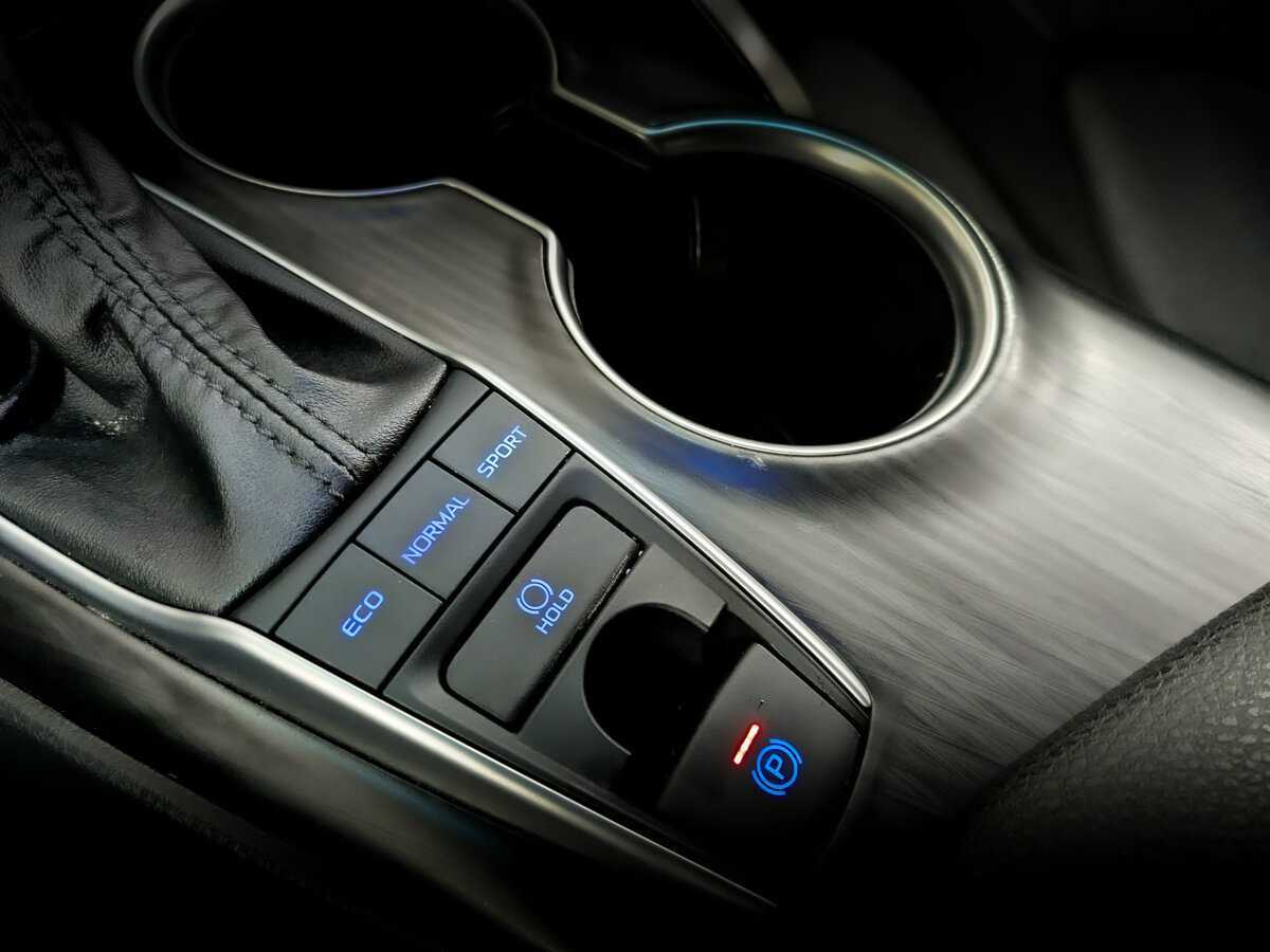 Б/У Тойота Камри 2022 года. Фото: #27