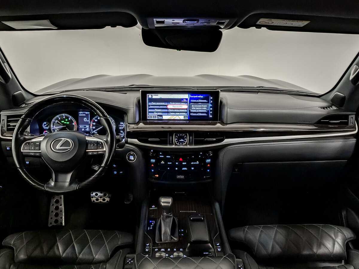 Б/У Лексус Л-Икс 2021 года. Фото: #13