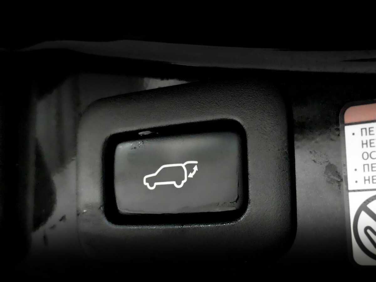 Б/У Лексус Л-Икс 2021 года. Фото: #29