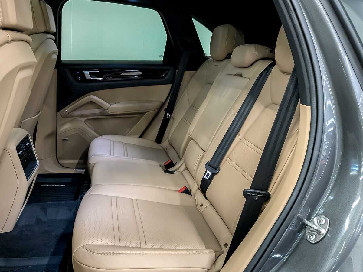 Б/У Порш Кайен 2020 года. Фото: #11