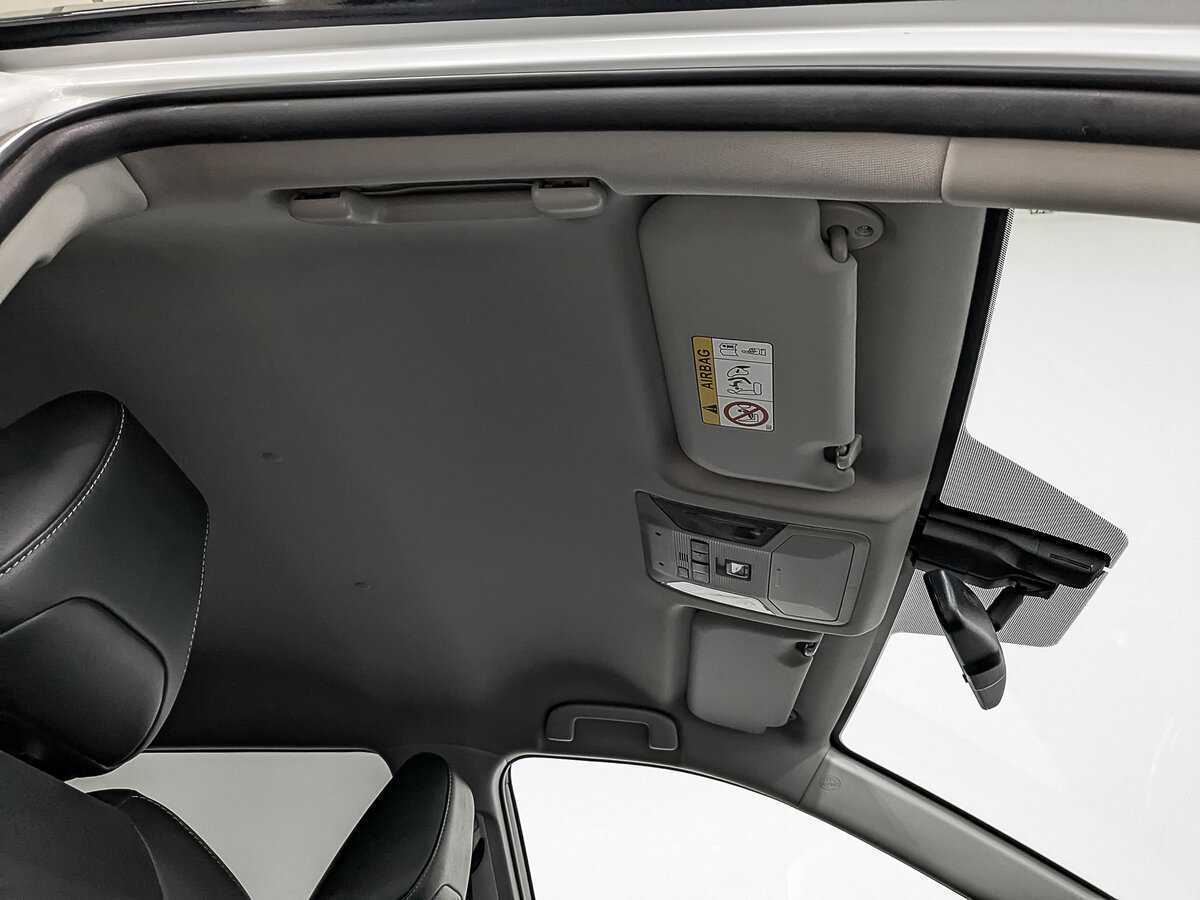 Б/У Тойота Рав4 2021 года. Фото: #20