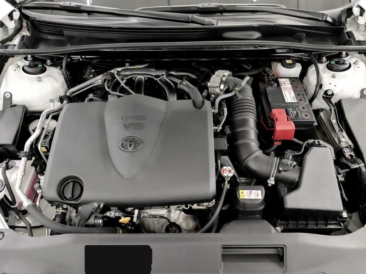 Б/У Тойота Камри 2022 года. Фото: #8