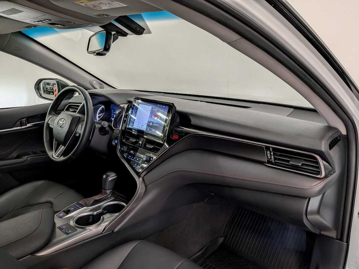 Б/У Тойота Камри 2022 года. Фото: #10