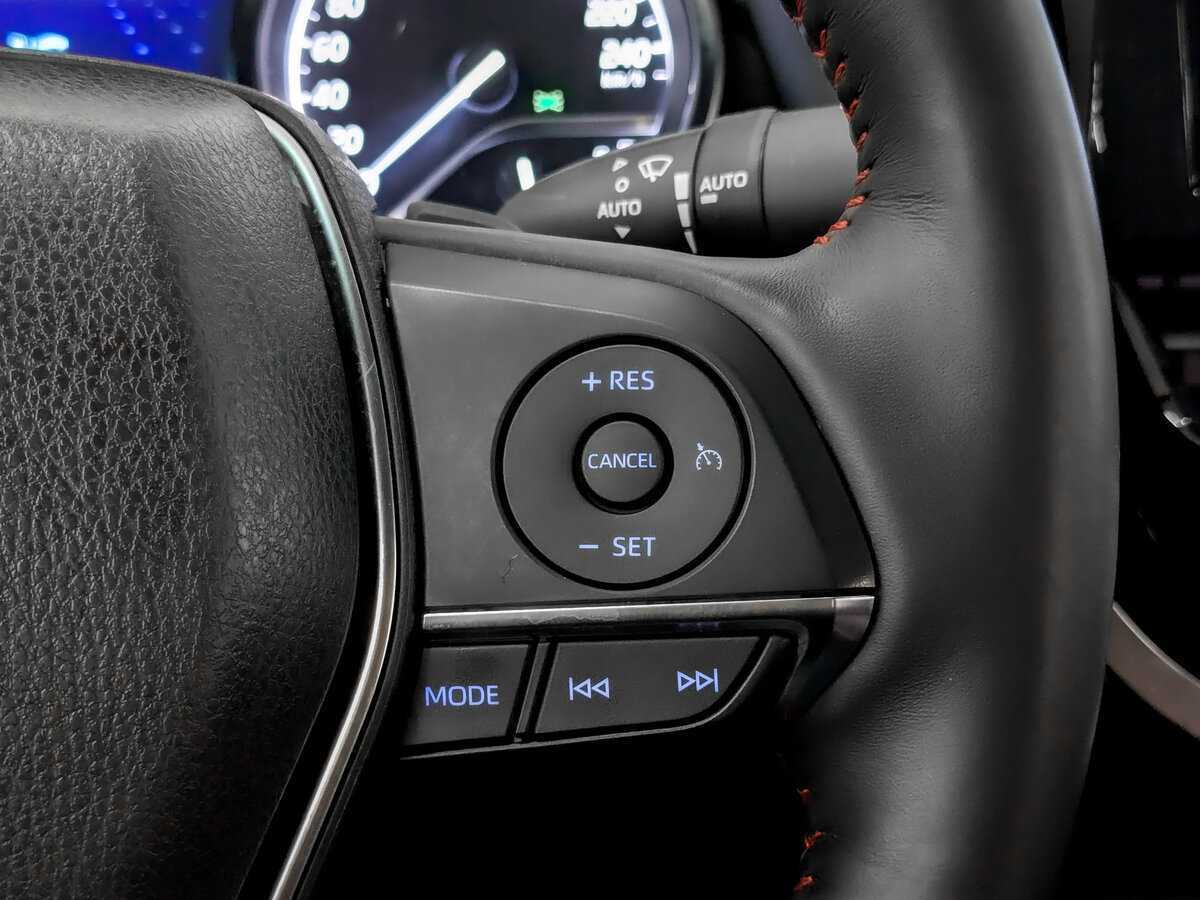 Б/У Тойота Камри 2022 года. Фото: #28