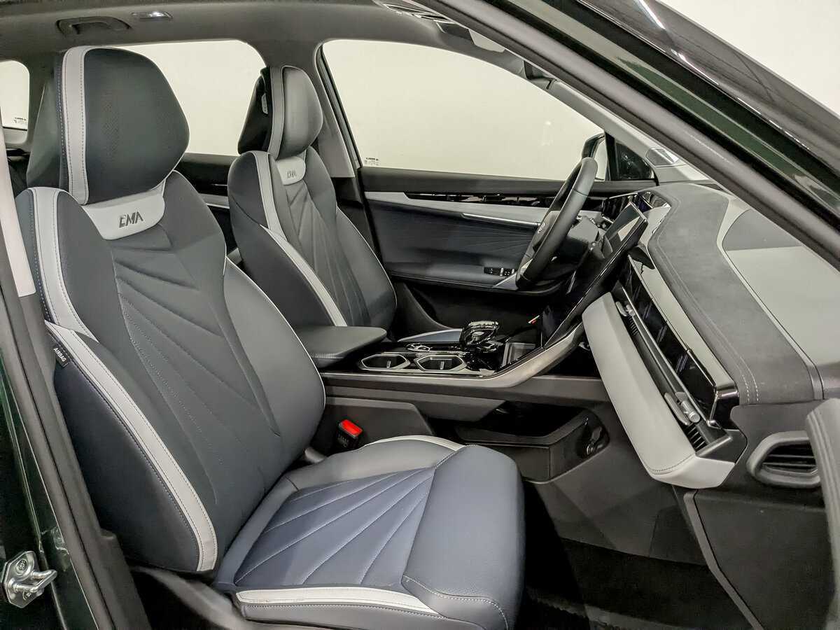 Б/У Джили Атлас 2024 года. Фото: #21