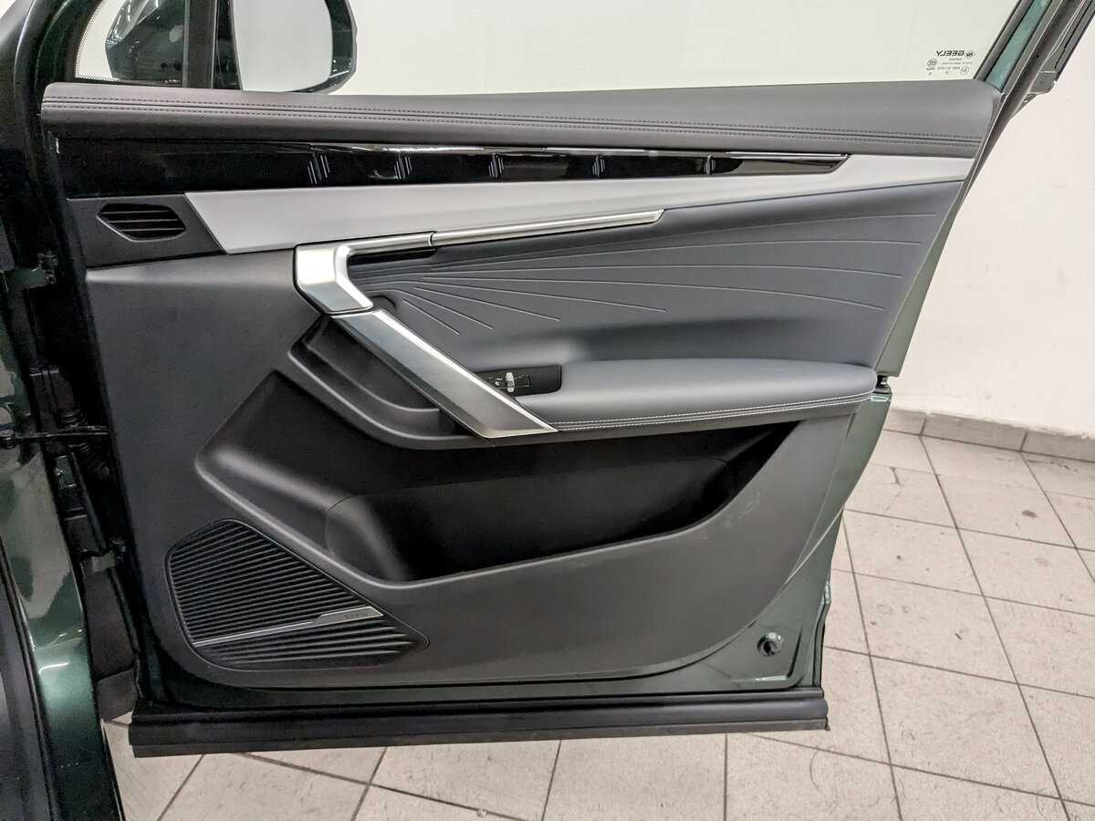 Б/У Джили Атлас 2024 года. Фото: #23