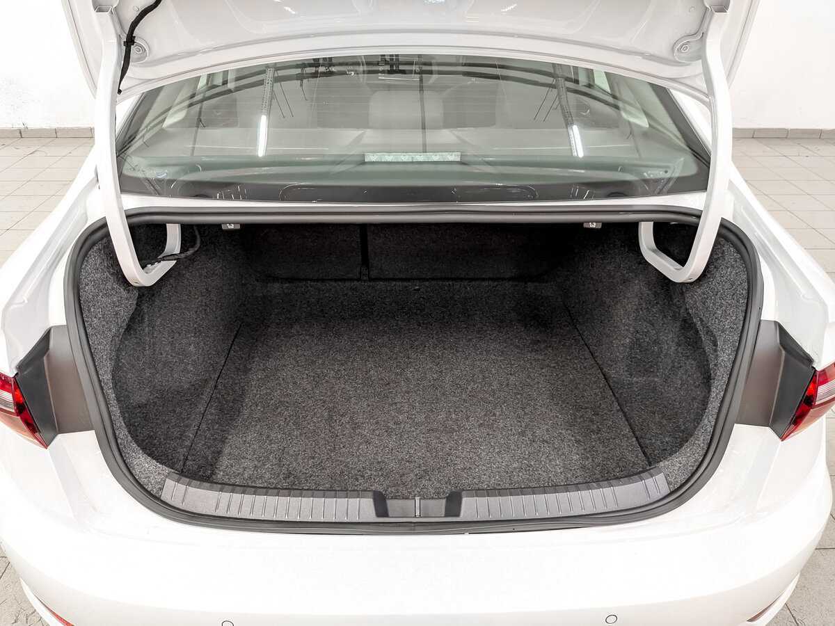 Б/У Фольксваген Джетта 2020 года. Фото: #9