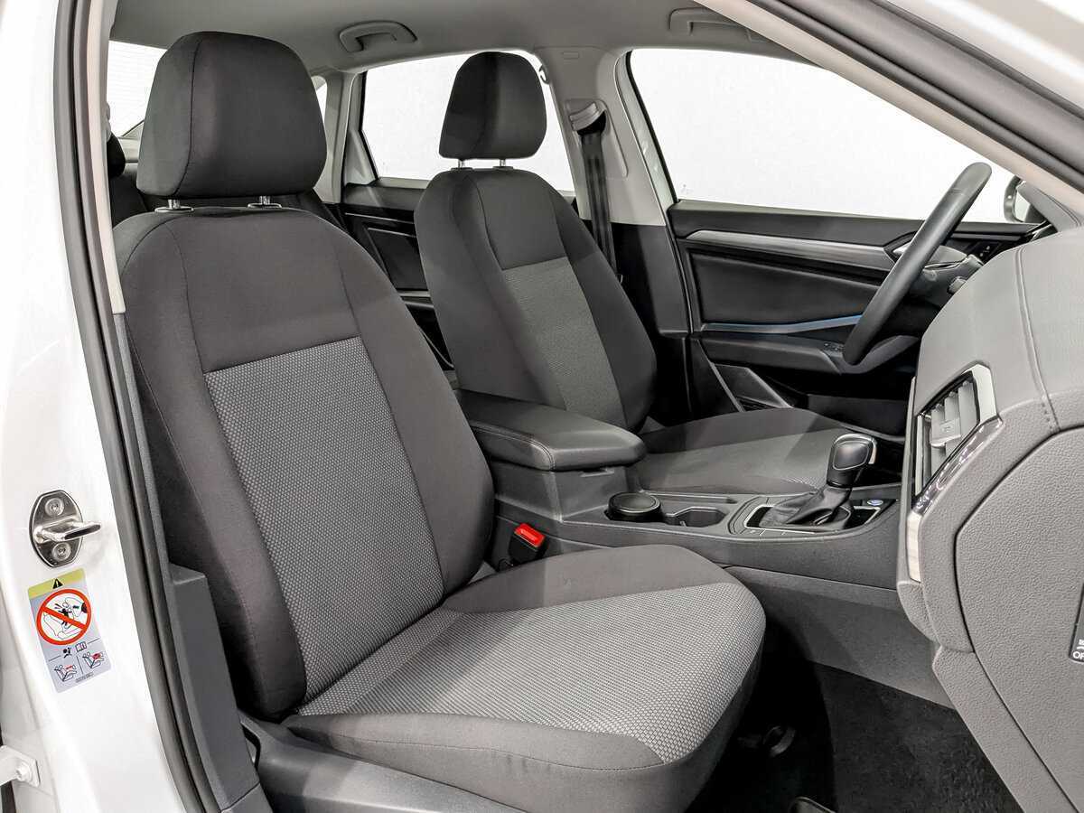 Б/У Фольксваген Джетта 2020 года. Фото: #22