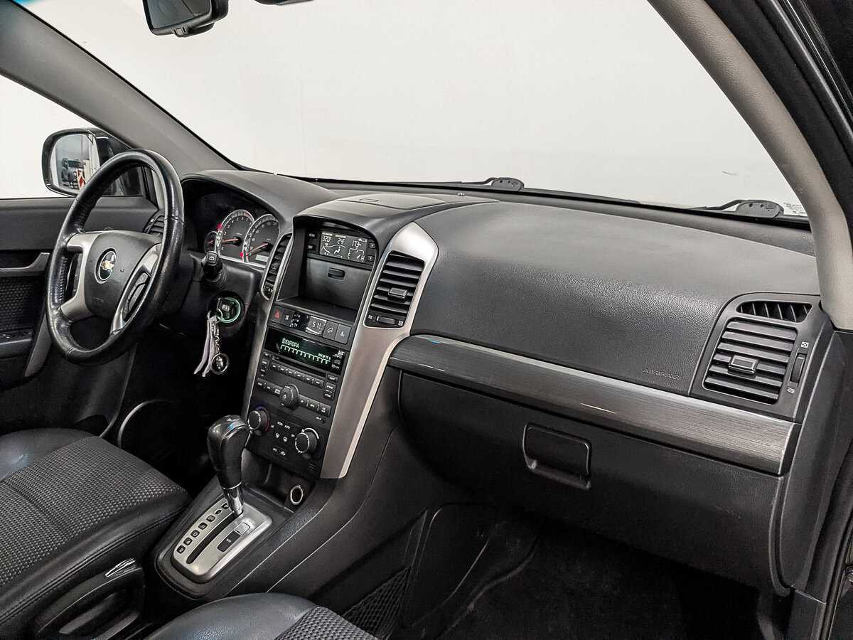 Б/У Шевроле Каптива 2010 года. Фото: #12