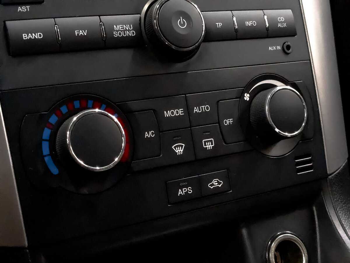 Б/У Шевроле Каптива 2010 года. Фото: #20