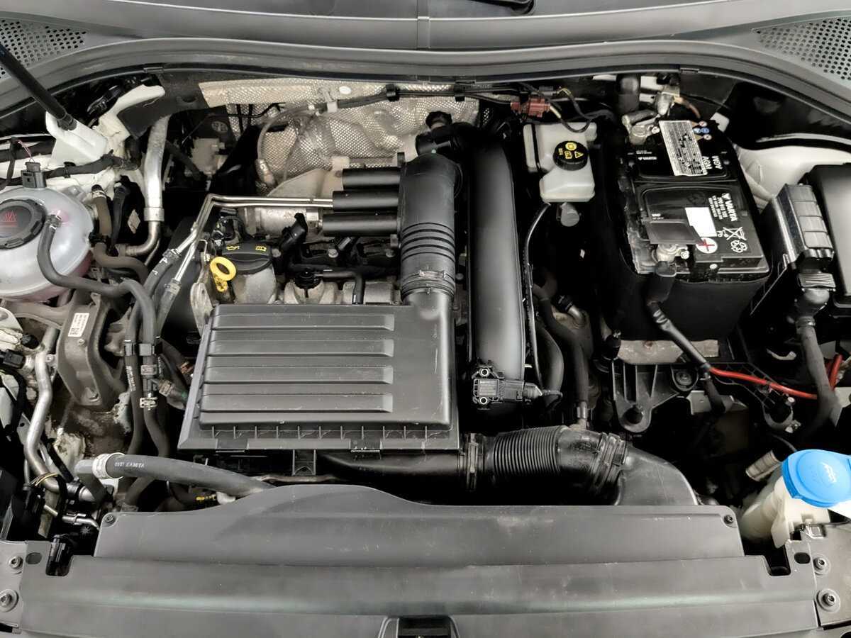 Б/У Фольксваген Тигуан 2021 года. Фото: #8