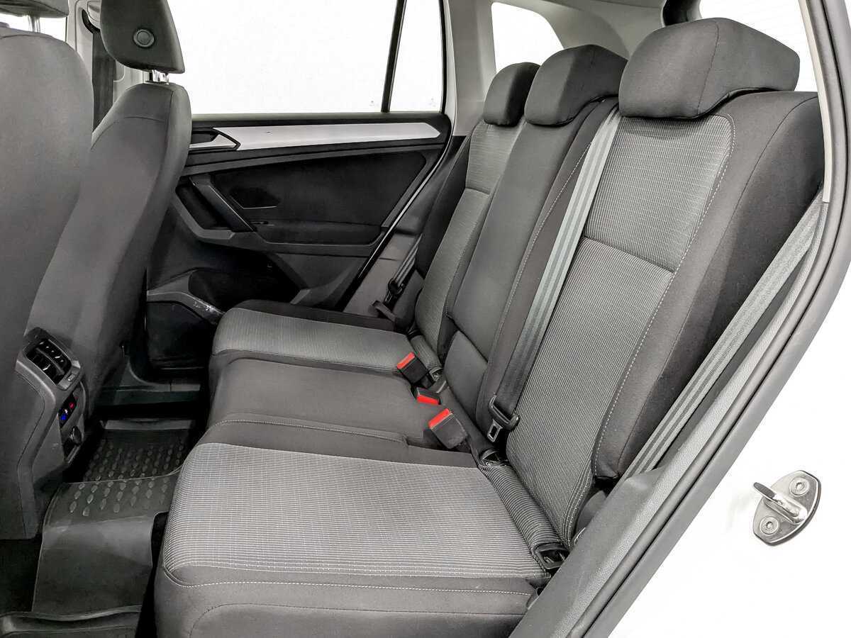 Б/У Фольксваген Тигуан 2021 года. Фото: #10