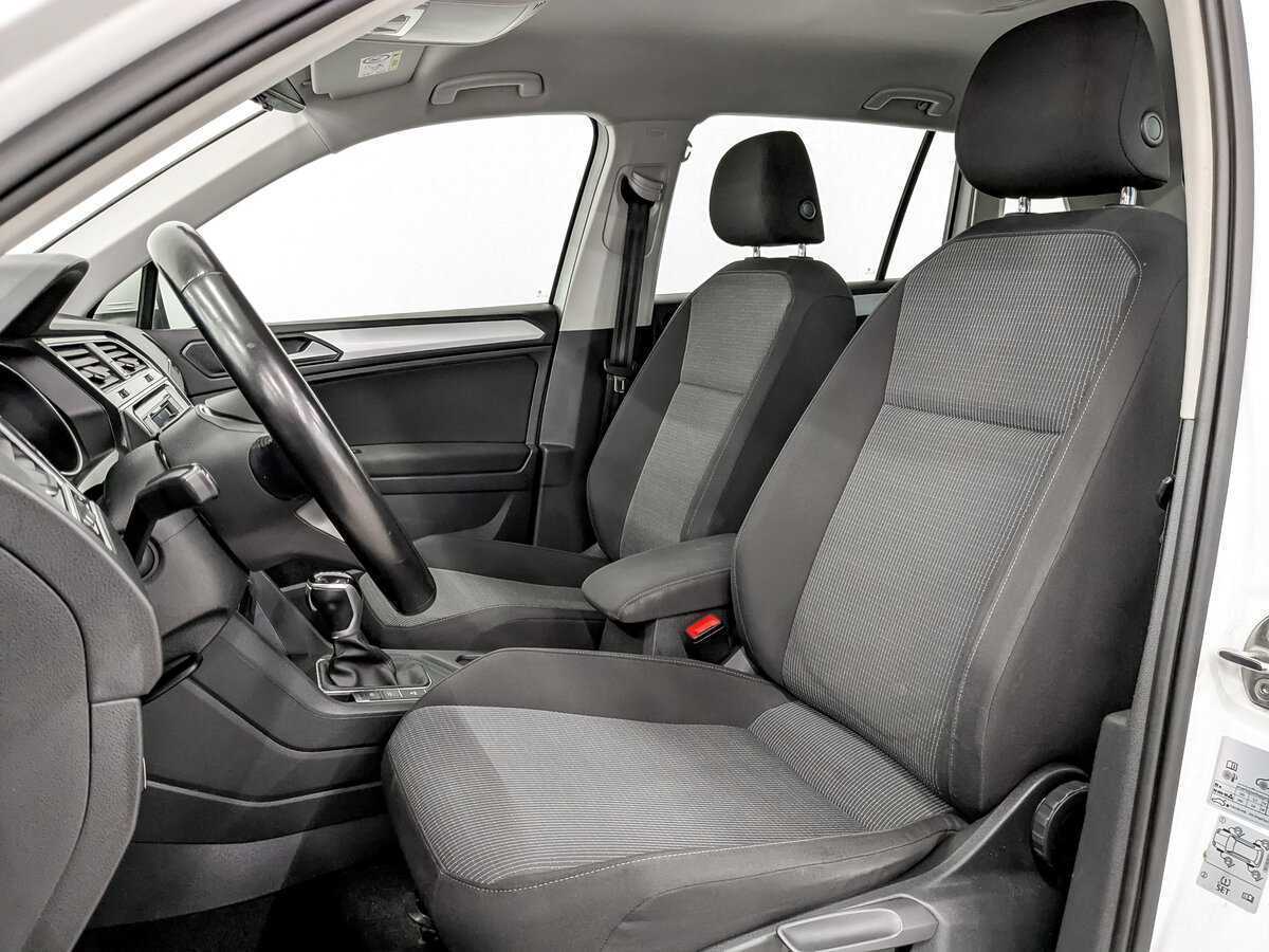 Б/У Фольксваген Тигуан 2021 года. Фото: #18