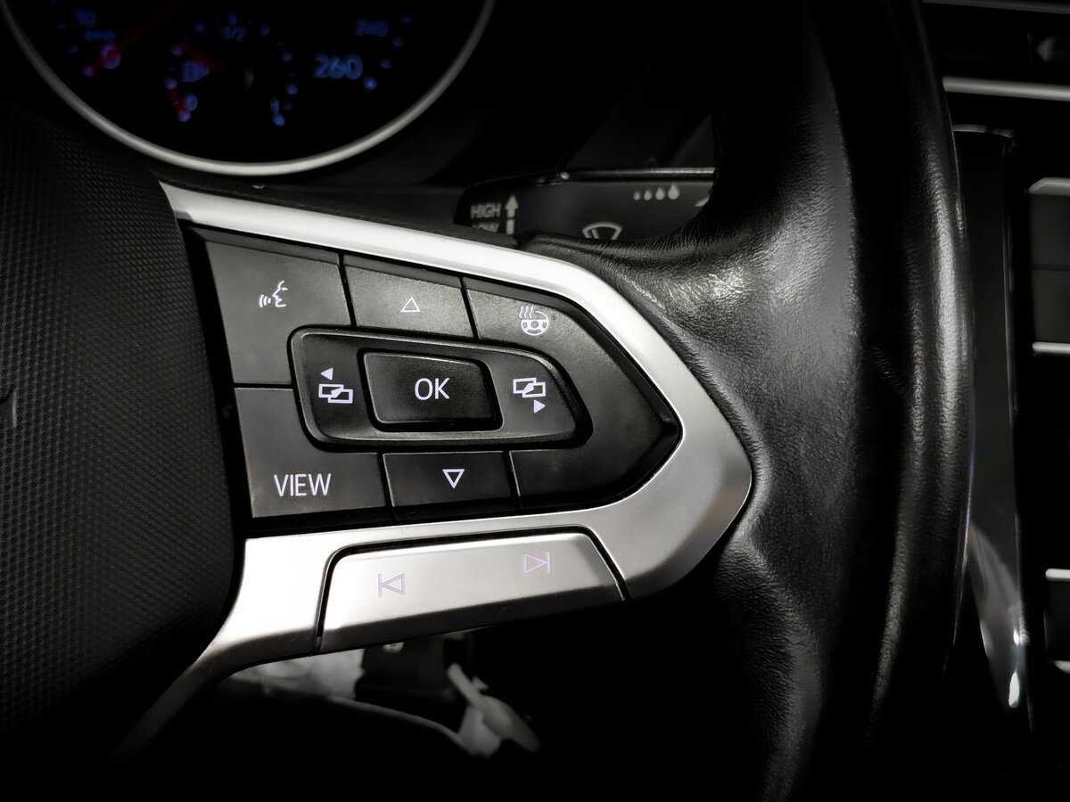 Б/У Фольксваген Тигуан 2021 года. Фото: #26