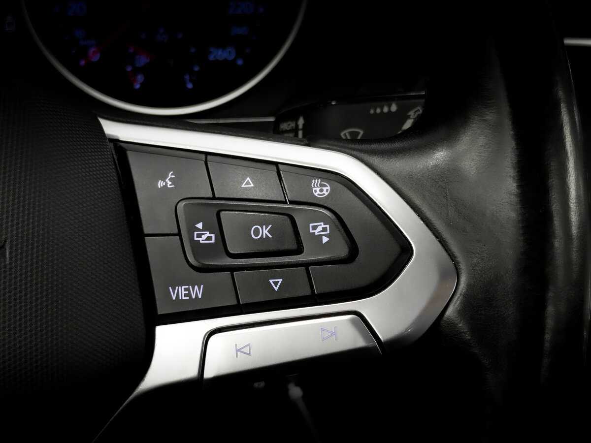 Б/У Фольксваген Тигуан 2021 года. Фото: #25