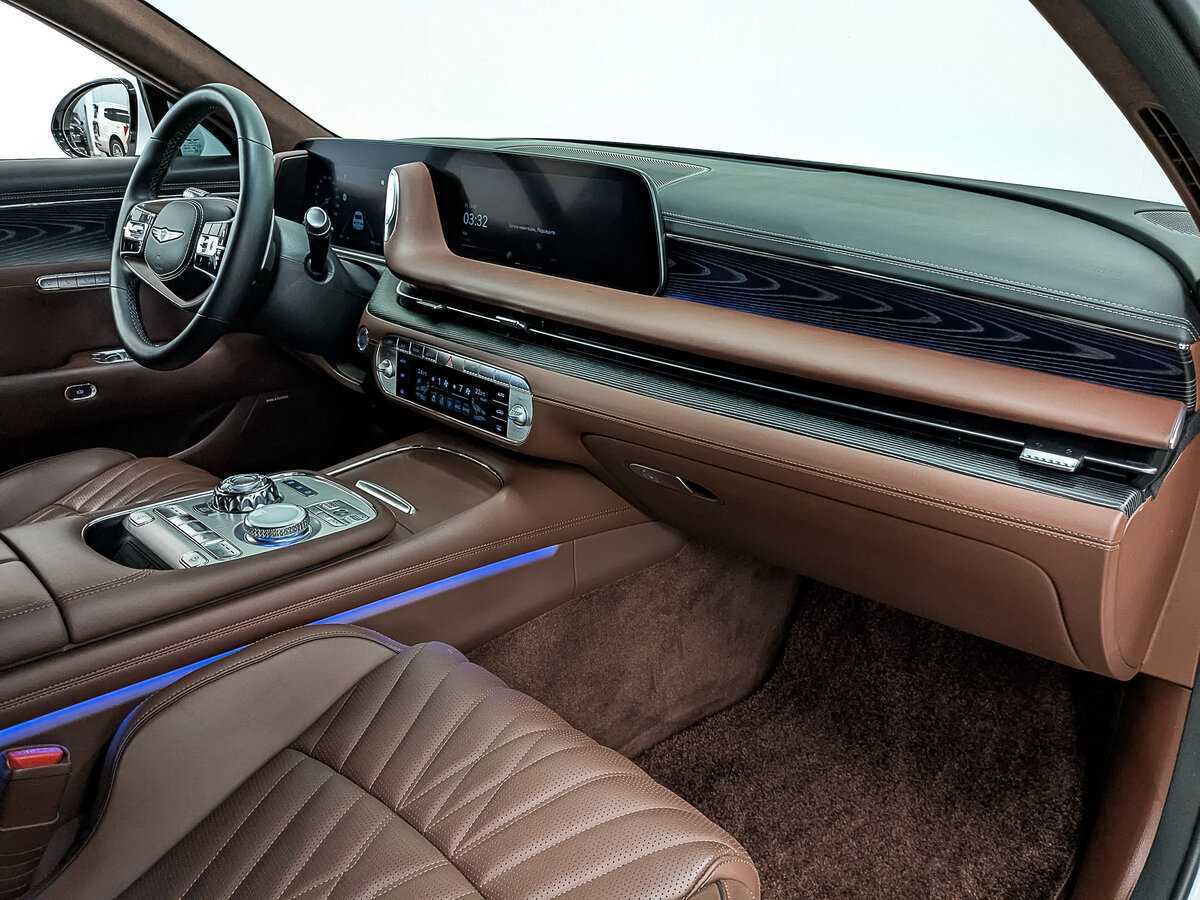 Б/У Генезис Г90 2022 года. Фото: #12