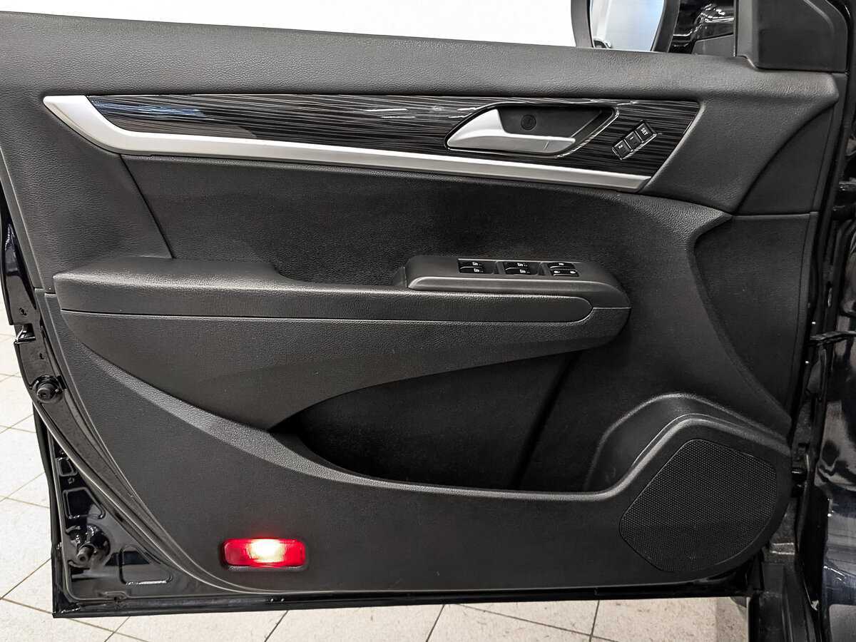 Б/У Дунфэн АИКС7 2018 года. Фото: #18