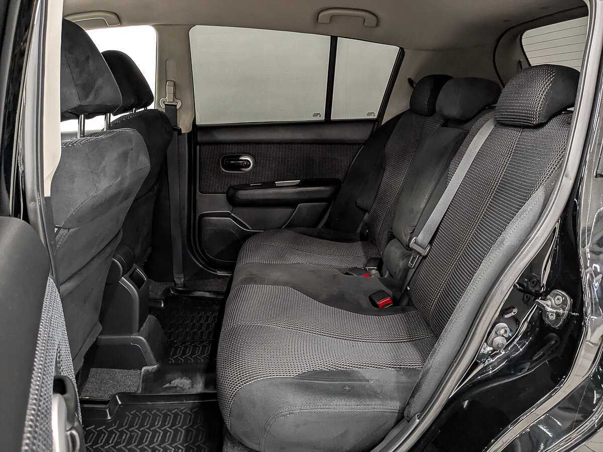 Б/У Ниссан Тиида 2010 года. Фото: #17