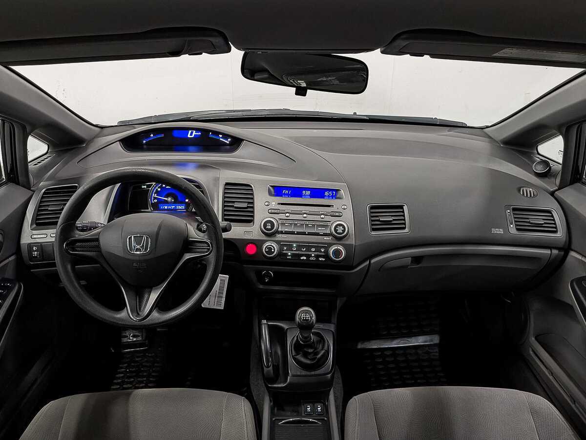 Б/У Хонда Цивик 2008 года. Фото: #13