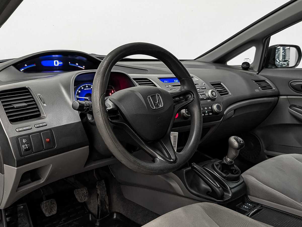 Б/У Хонда Цивик 2008 года. Фото: #14