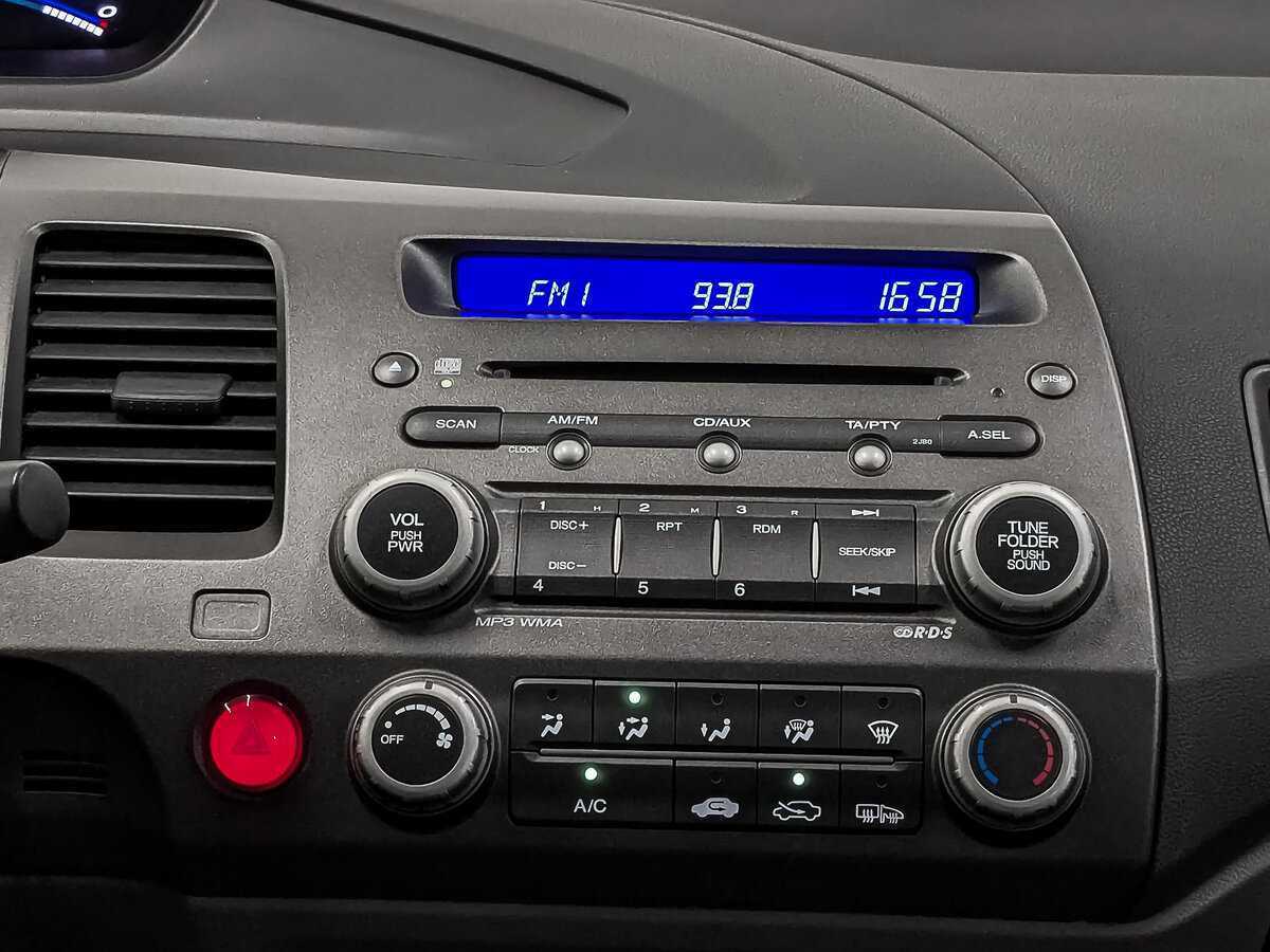 Б/У Хонда Цивик 2008 года. Фото: #16