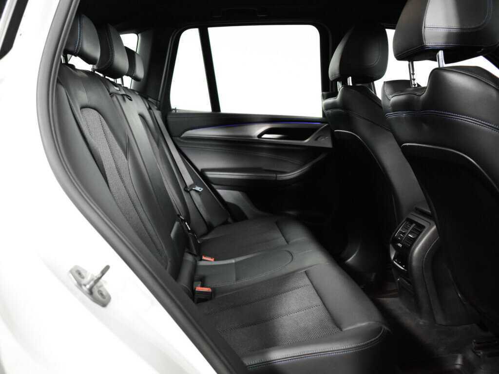 Б/У БМВ Икс3 2018 года. Фото: #9