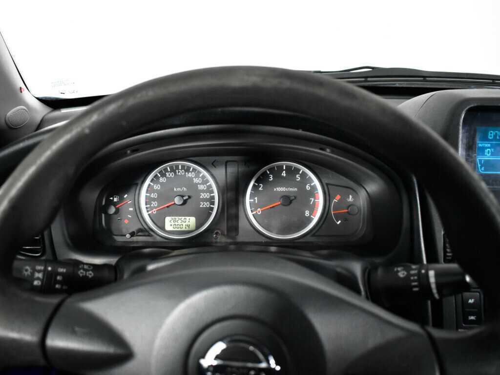 Б/У Ниссан Альмера 2006 года. Фото: #10