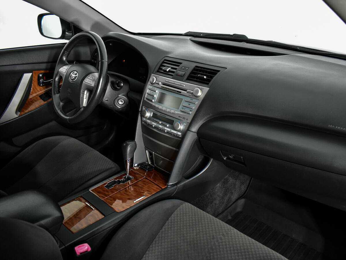 Б/У Тойота Камри 2008 года. Фото: #9