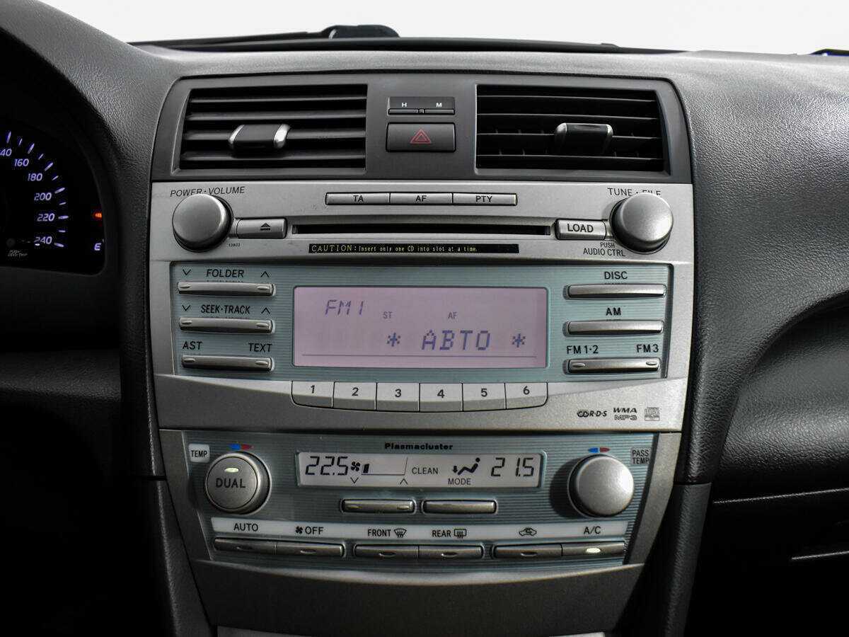 Б/У Тойота Камри 2008 года. Фото: #11