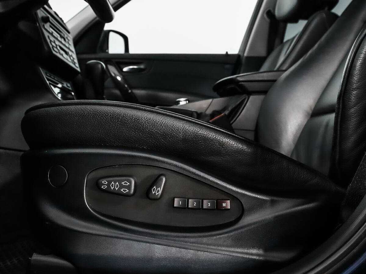 Б/У БМВ Икс3 2008 года. Фото: #9