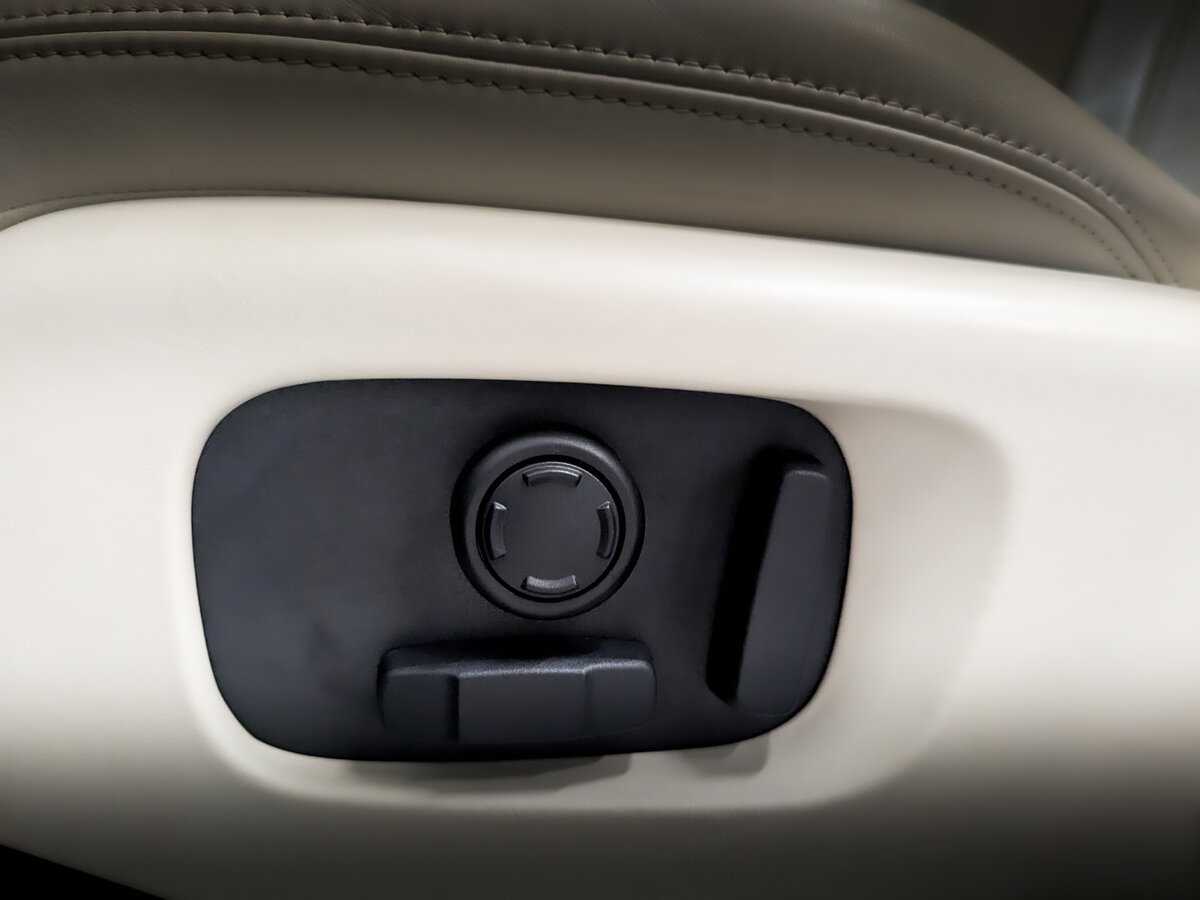 Б/У Лэнд Ровер Рэнж Ровер Спорт 2021 года. Фото: #20