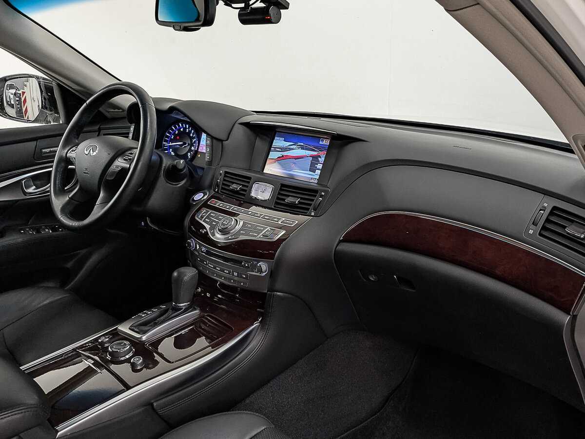 Б/У Инфинити К70 2016 года. Фото: #12