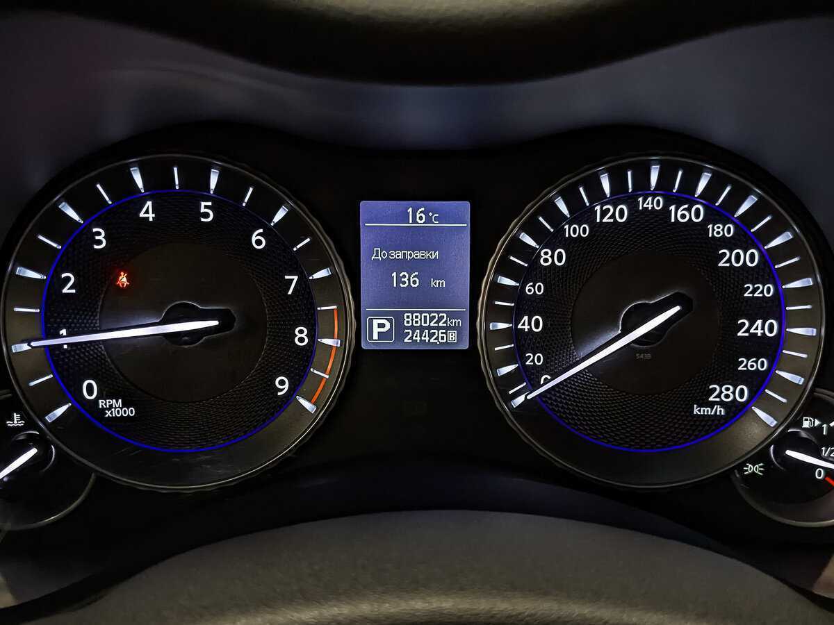 Б/У Инфинити К70 2016 года. Фото: #15