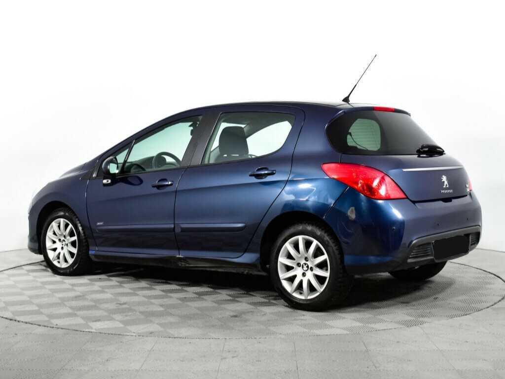 Б/У Пежо 308 2011 года. Фото: #6