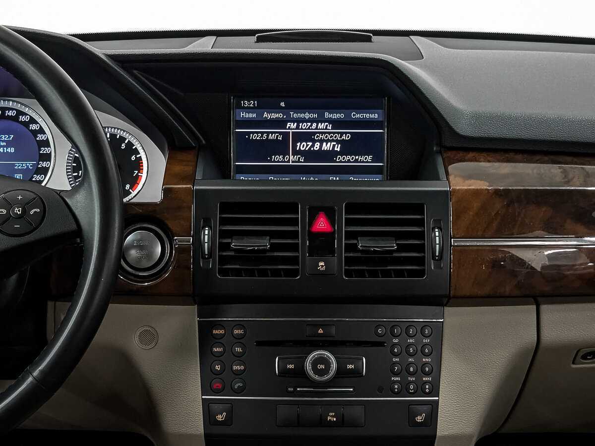 Б/У Мерседес-Бенц ГЛК-Класс 2011 года. Фото: #16