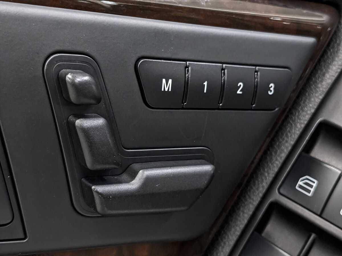 Б/У Мерседес-Бенц ГЛК-Класс 2011 года. Фото: #25