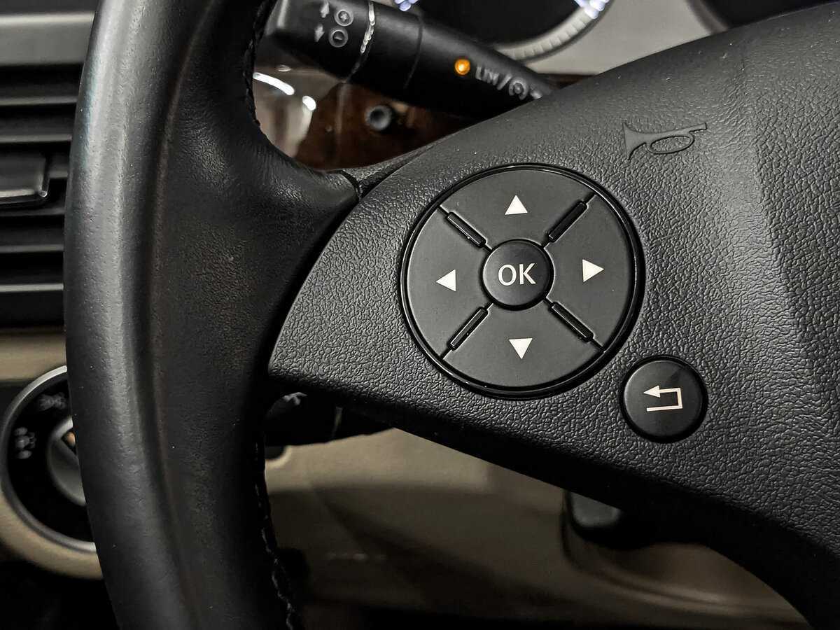 Б/У Мерседес-Бенц ГЛК-Класс 2011 года. Фото: #27