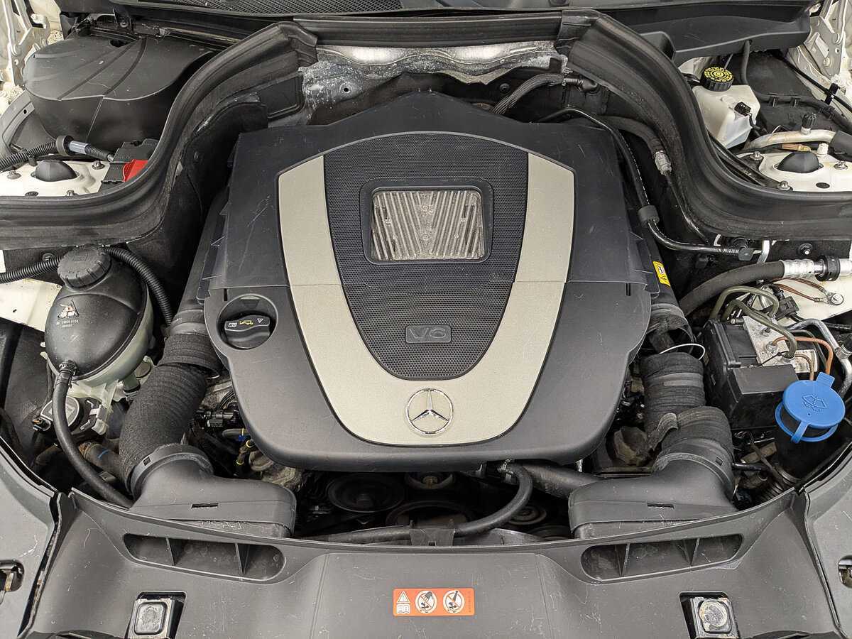 Б/У Мерседес-Бенц ГЛК-Класс 2009 года. Фото: #8