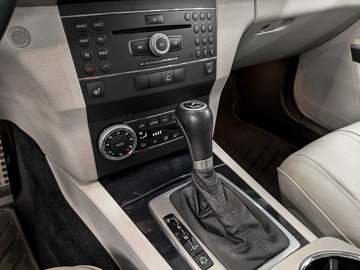 Б/У Мерседес-Бенц ГЛК-Класс 2009 года. Фото: #19